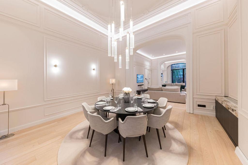 Luxueux Au Centre De Appartamento